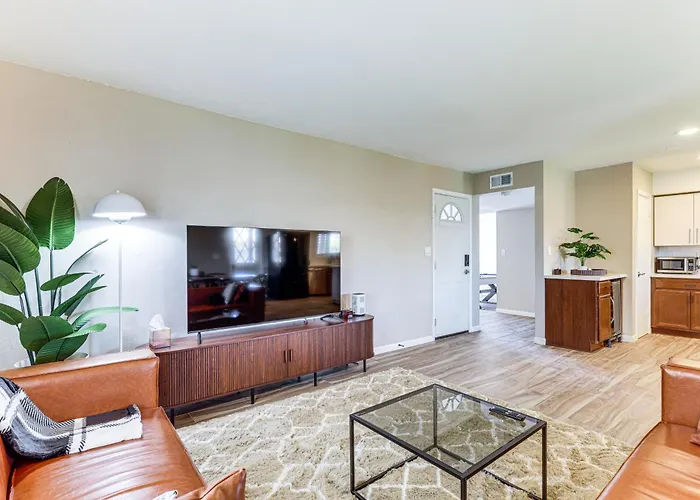 Games Of Pool + Nights Fireside! Glendale Getaway Hébergement de vacances *